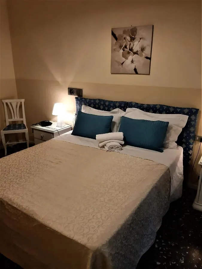 Hotel Victoria Florence