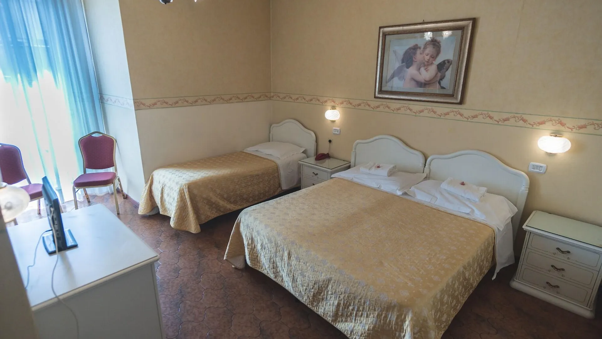 Hotel Victoria Florence 3*,